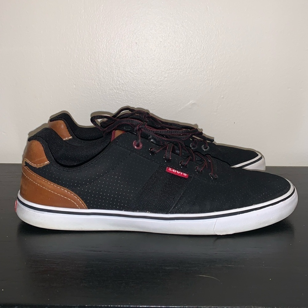 Levi's® Miles‎ Men's Sneakers Size 9.5